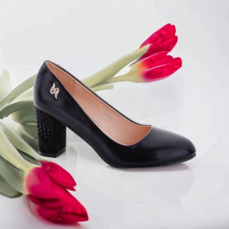 Туфлі жіночі чорні на зручному каблучку - Інтернет-магазин спільних покупок ToGether