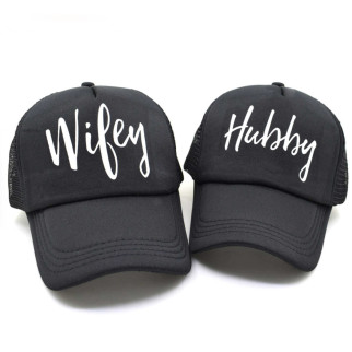 Парні кепки (бейсболки) з принтом "Wifey. Hubby" Push IT - Інтернет-магазин спільних покупок ToGether