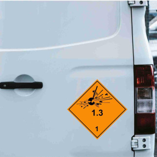 Наклейка попереджувальна на автомобіль "Вибухові речовини. Клас 1.3" з оракалу - Інтернет-магазин спільних покупок ToGether
