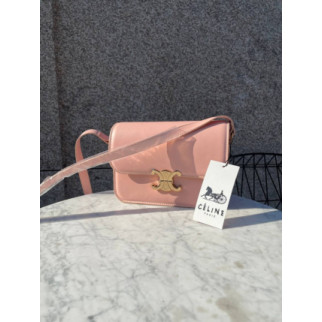 Сумка жіноча Celine Teen Triomphe Bag in Shiny Calfskin Pink Селін рожевий DN062 - Інтернет-магазин спільних покупок ToGether