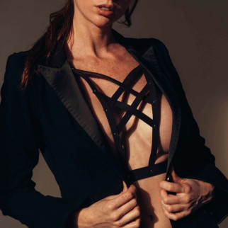 Портупея з перехресним плетивом на грудях MAZE Bijoux Indiscrets чорна, OS - Інтернет-магазин спільних покупок ToGether