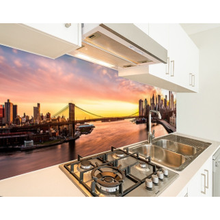Кухонна панель на стіну жорсткий міст Бруклінський на тлі міста, з двостороннім скотчем 62 х 205 см, 1,2 мм - Інтернет-магазин спільних покупок ToGether