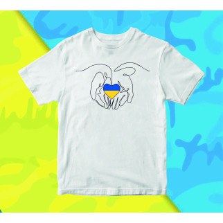 Футболка з принтом "Українське серце у долонях" Push IT XL - Інтернет-магазин спільних покупок ToGether
