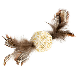 Іграшка для котів Плетений м'ячик з дзвіночком і пір'ям GiGwi Catch&amp;scratch перо, дерево, 13 см - Інтернет-магазин спільних покупок ToGether