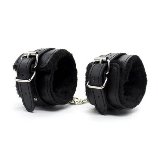 Чорні шкіряні бондажні наручники з хутром Premium Fur Lined Locking Restraints 18+ - Інтернет-магазин спільних покупок ToGether