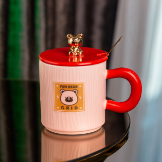 Чашка з кришкою та ложкою 300 (мл) керамічна "Ведмедик" рожевий кружка Ø 8.0 (см) - Інтернет-магазин спільних покупок ToGether