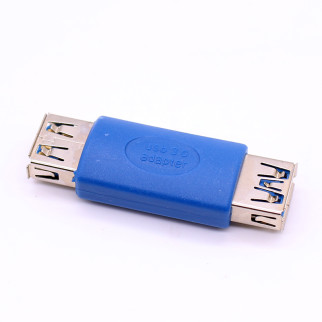 Перехідник обладнання Lucom USB3.0 A F/F SuperSpeed синій (62.09.8111) - Інтернет-магазин спільних покупок ToGether