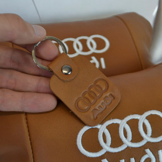 Набір з двох автоподушок на підголовник Audi, з натуральної CE-898 коричневої шкіри - Інтернет-магазин спільних покупок ToGether