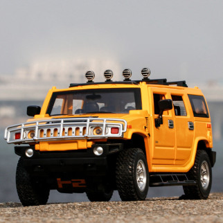 Модель автомобіля Hummer H2 із металу 1:24. Металева машинка Хаммер H2 жовта, звук мотора та світло фар - Інтернет-магазин спільних покупок ToGether