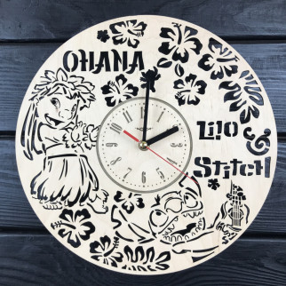 Настінний годинник з дерева в дитячу «Ліло і Стіч» - Інтернет-магазин спільних покупок ToGether