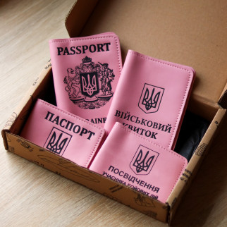 Набір "Обкладинки на паспорт "Passport+великий герб", військовий квиток, убд,ID-карта Паспорт+герб" рожевий з чорним. - Інтернет-магазин спільних покупок ToGether