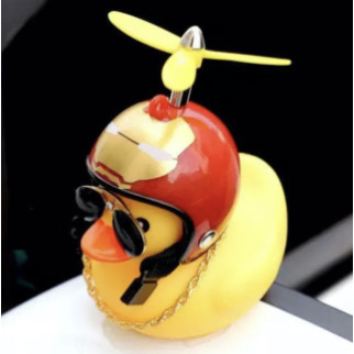 Автомобільна качка з шоломом і кріпленням Funny Ducks Red Iron Man 5177 - Інтернет-магазин спільних покупок ToGether
